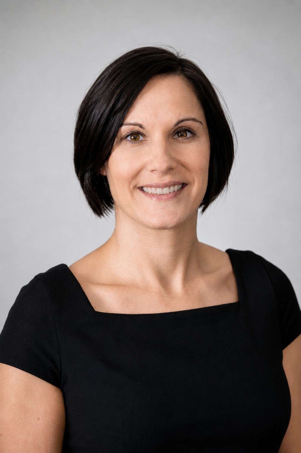 Natalie Sands Headshot